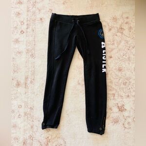 Comfy VS Sweatpants with Side Logo